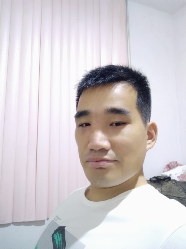 大男孩的第一张照片--福州征婚网