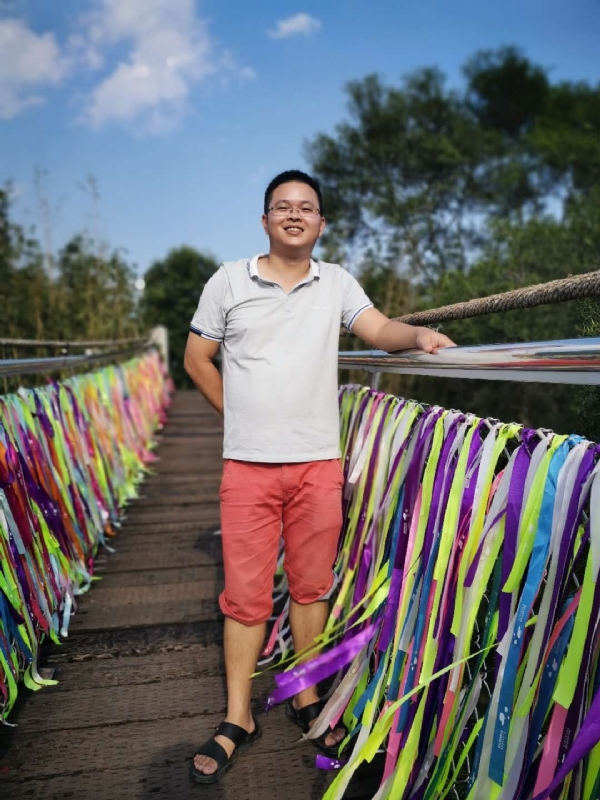 大象的第一张照片--福州征婚网