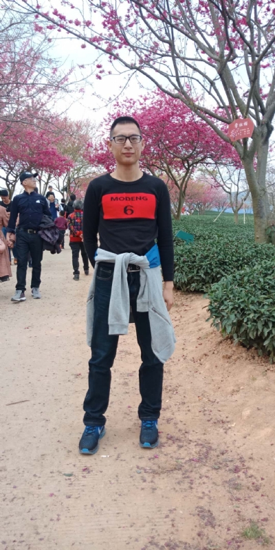 小梁的第一张照片--福州征婚网