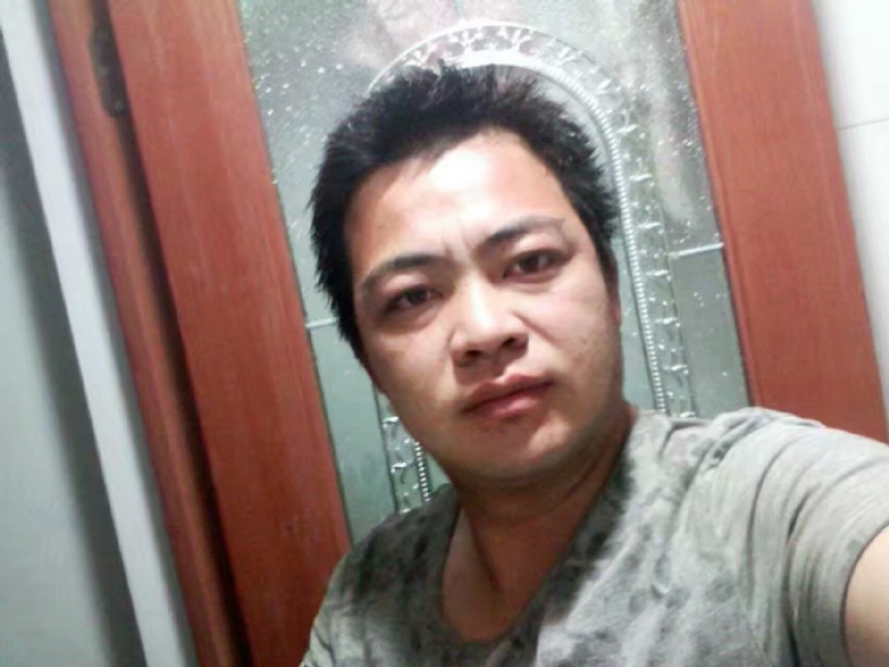 往事随风的第一张照片--福州征婚网