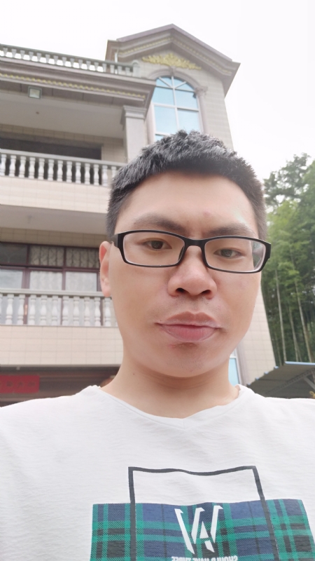 找一个人的第一张照片--福州征婚网