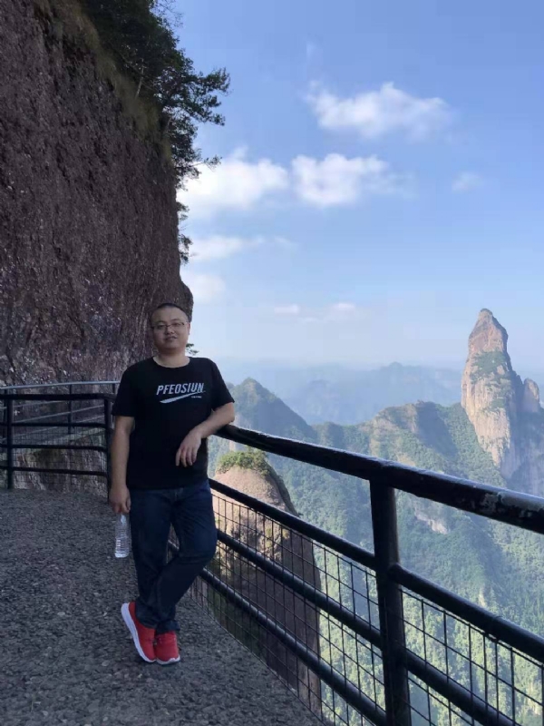 不杵于物的第一张照片--福州征婚网