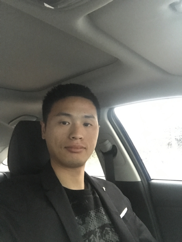 向前走的第二张照片--福州征婚网