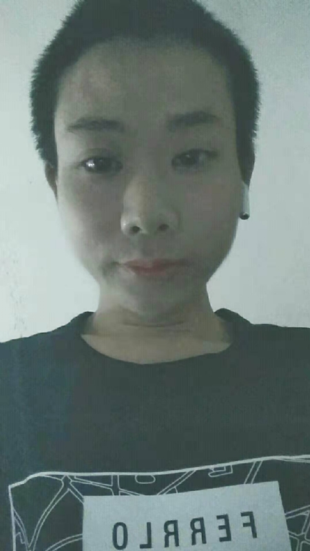 水中月的第一张照片--福州征婚网