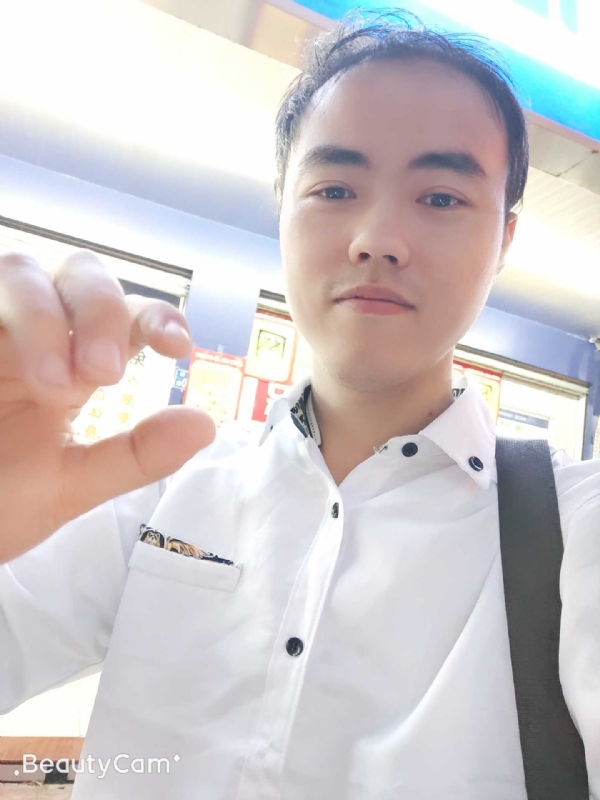 开心就好的第一张照片--福州征婚网