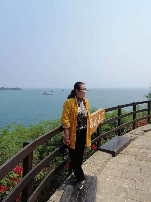 曦若半秋的第一张照片--福州征婚网