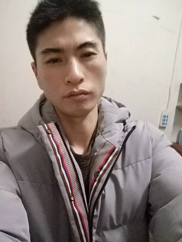 花若离枝的第一张照片--福州征婚网