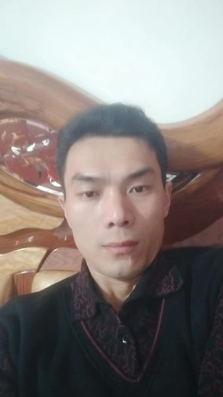 错把真心喂了狗的第四张照片--福州征婚网