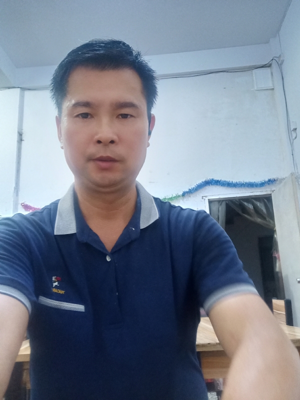 我是自强不息的第一张照片--福州征婚网