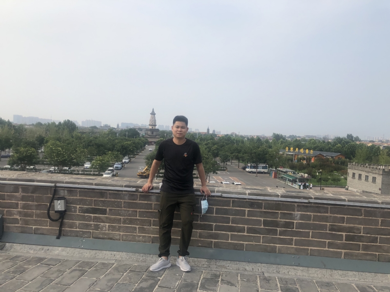 123.向左向右的第一张照片--福州征婚网