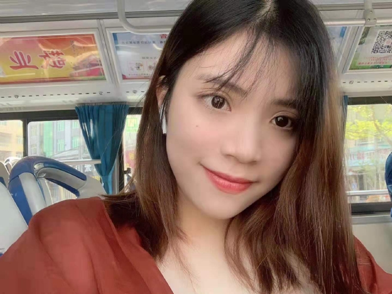 小眼睛的第一张照片--福州征婚网