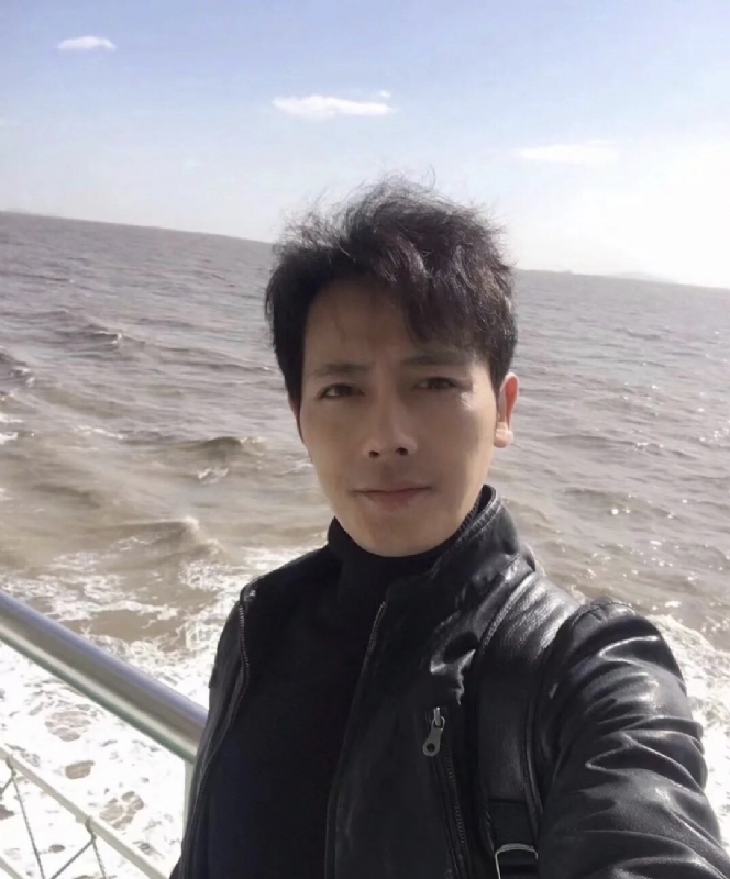 疯狂的小鱼的第一张照片--福州征婚网