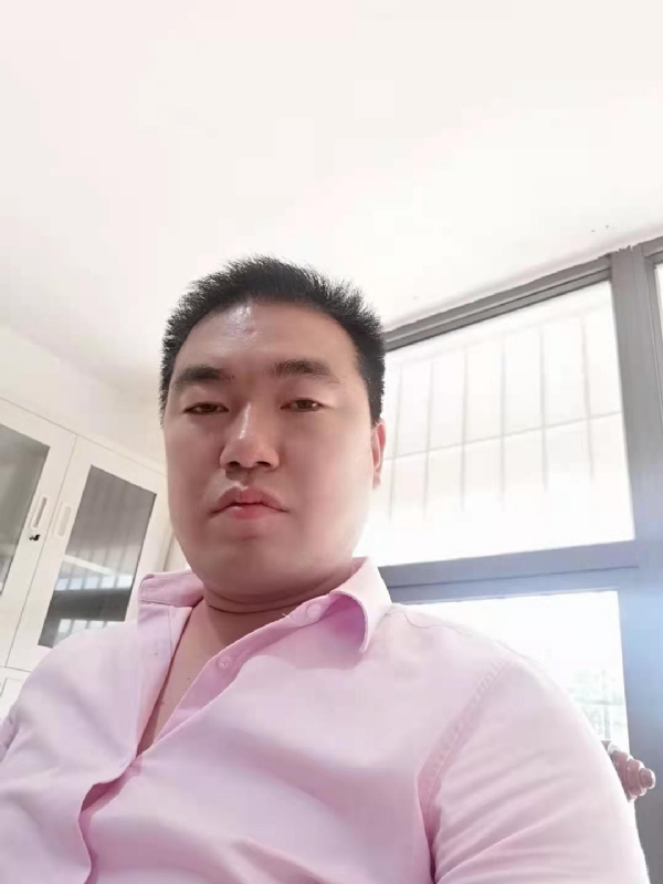 命运的打拼的第一张照片--福州征婚网