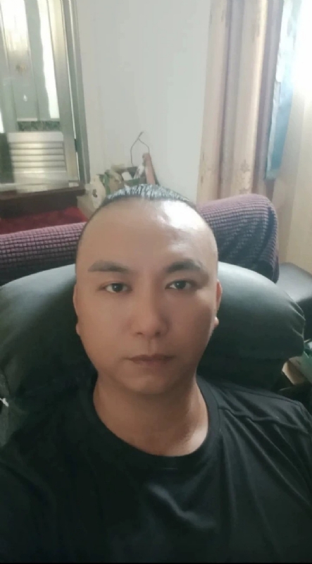 施逸森的第一张照片--福州征婚网