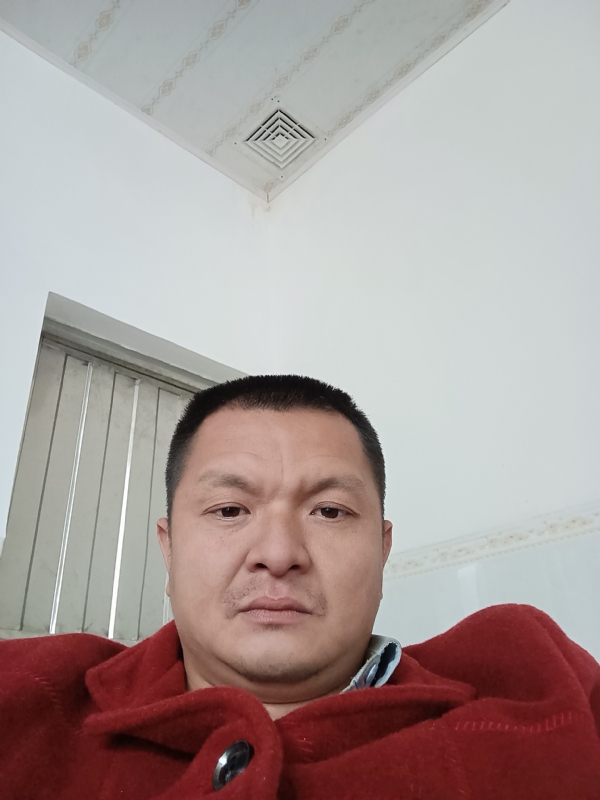 兰成龙的第一张照片--福州征婚网