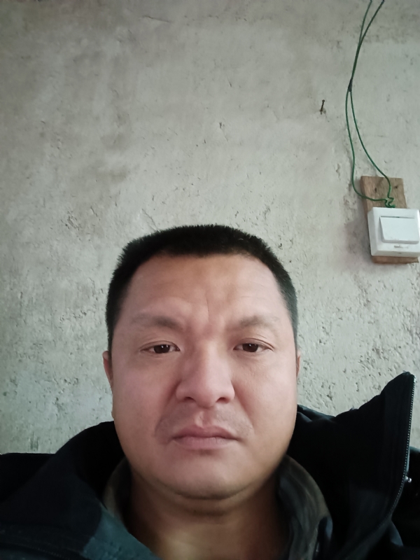 兰成龙的第三张照片--福州征婚网