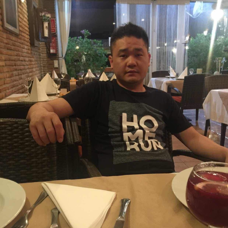 海外游子的第三张照片--福州征婚网