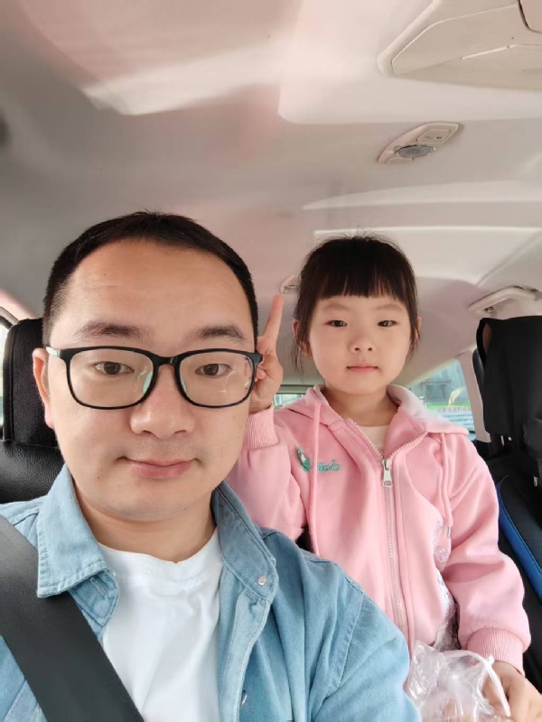 知天晓的第一张照片--福州征婚网