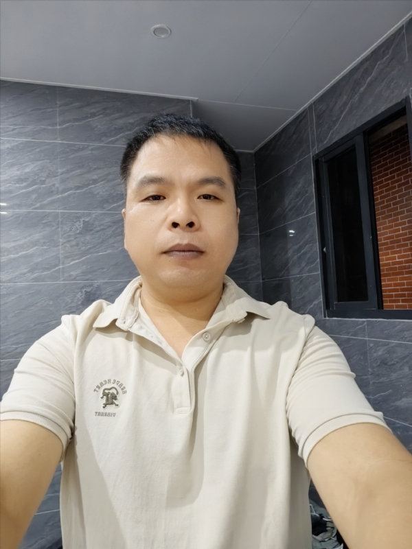 刘两水的第一张照片--福州征婚网